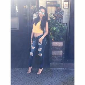 Meet your Posher, Alexandra